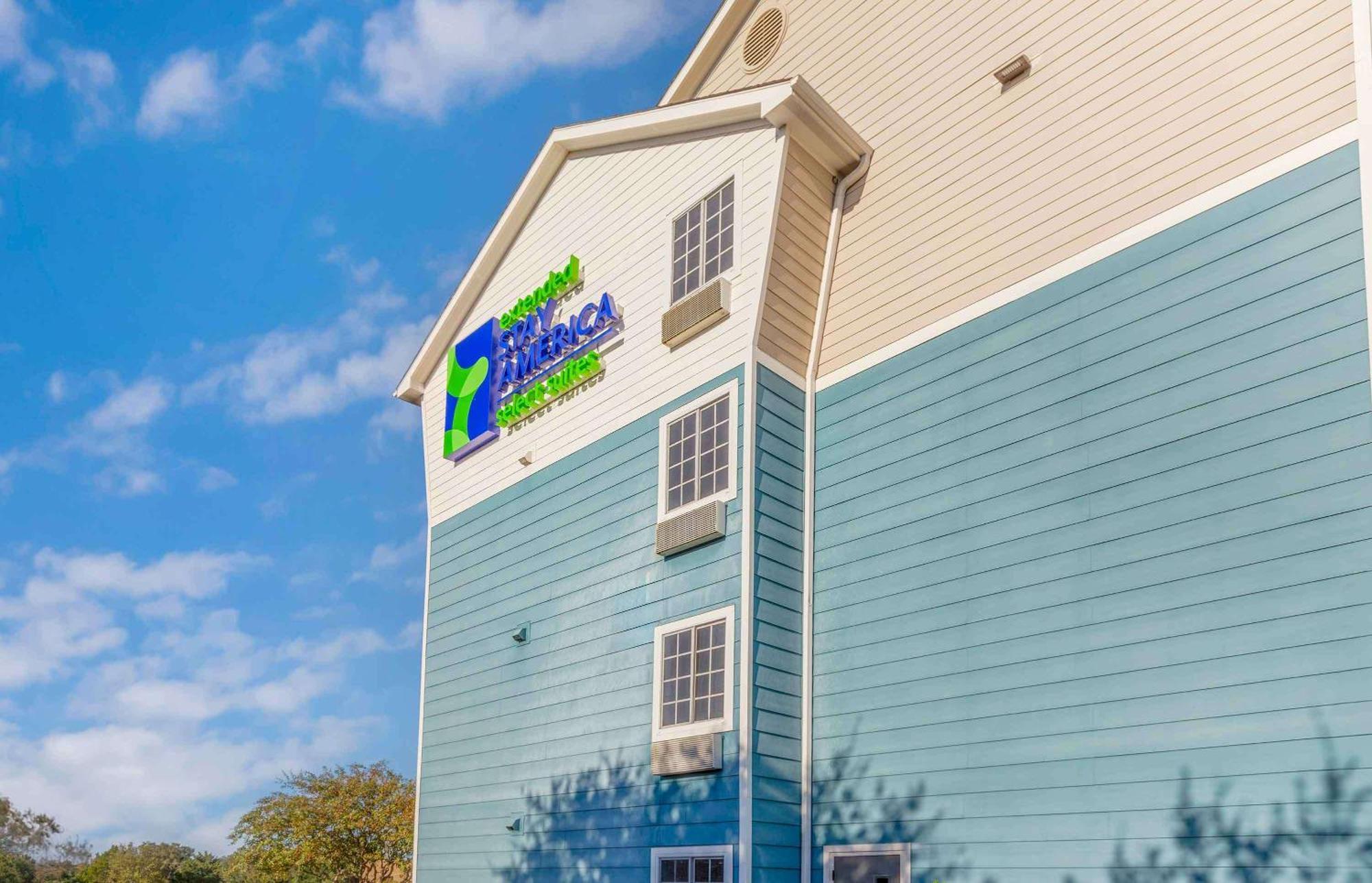 Extended America Select - - West Hotel Wilmington