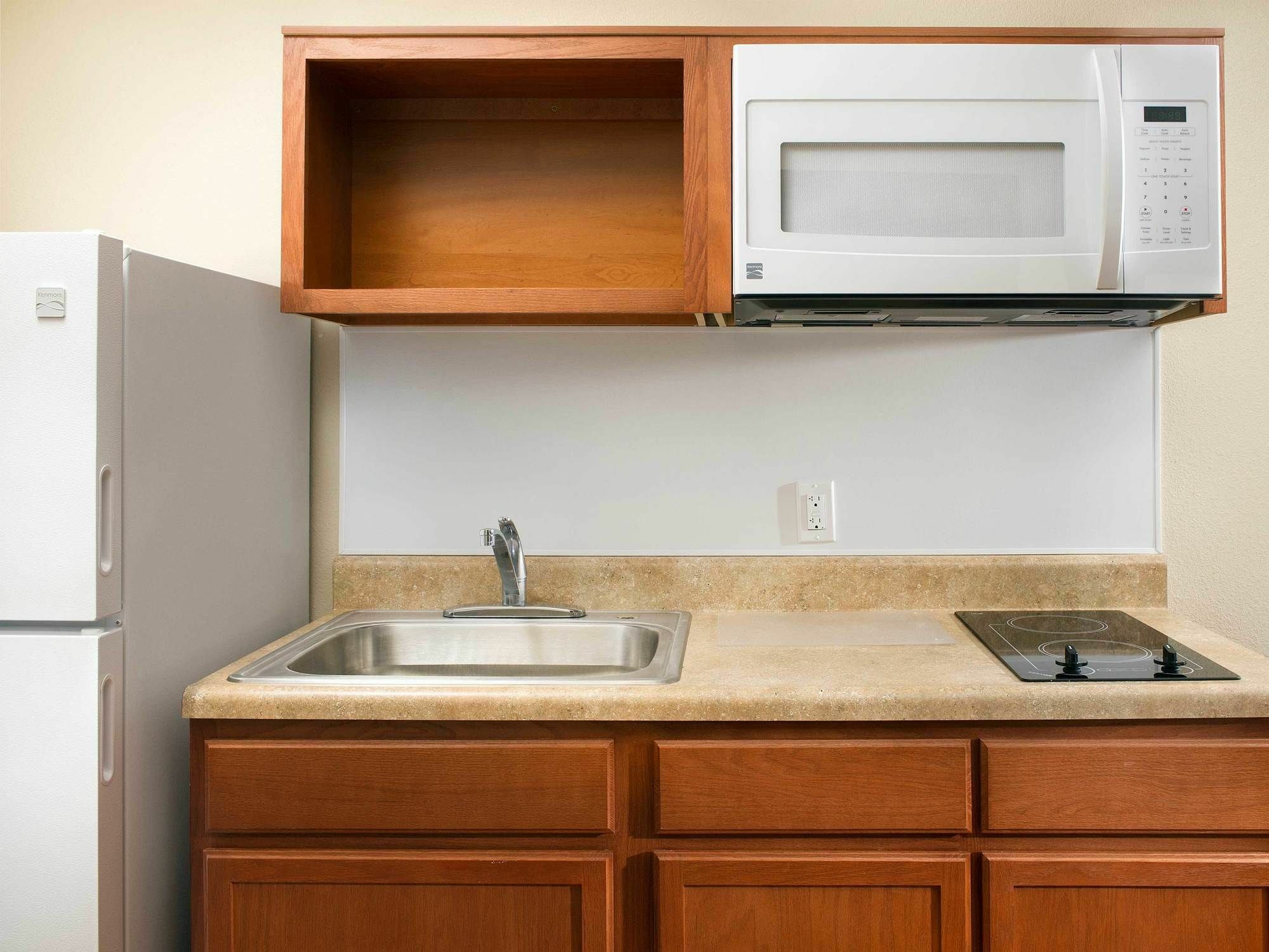 Extended America Select - - West Hotel Wilmington